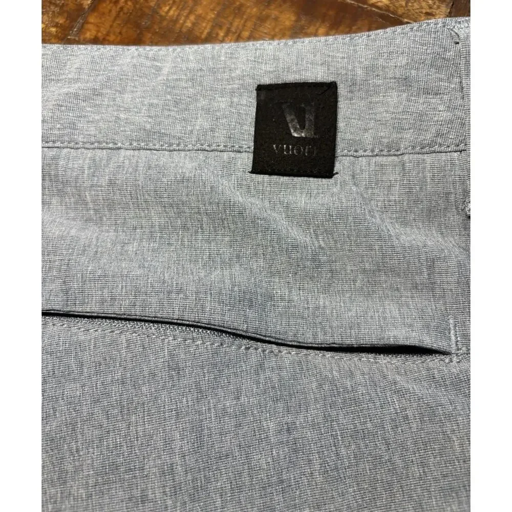 Vuori Pants Men's Size 30 Gray Slim Fit Performance lightweight